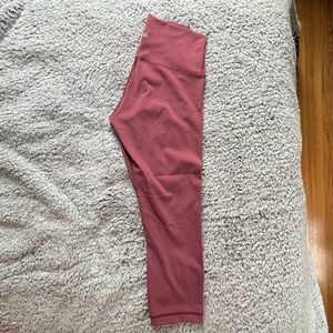 Pink Cropped Lululemon Wunder Under Leggings Sz 6